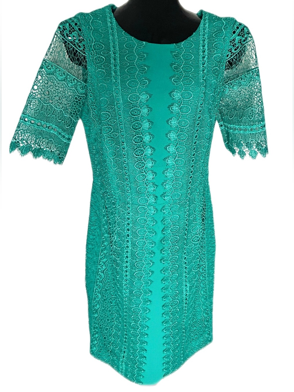 Antonio Melani Crochet Lace Sheath Dress in a vibrant emerald green